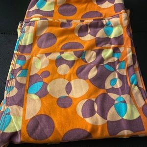 COPY - LuLaRoe OS leggings size 2-12